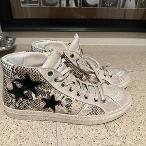 The Kooples star sneaker